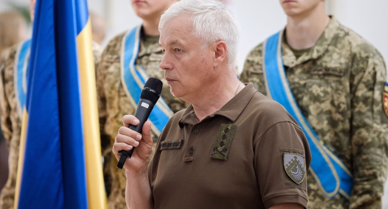 Від начальника "Центру" до легендарного командира: шлях Анатолія Кривоножка у світову авіацію.