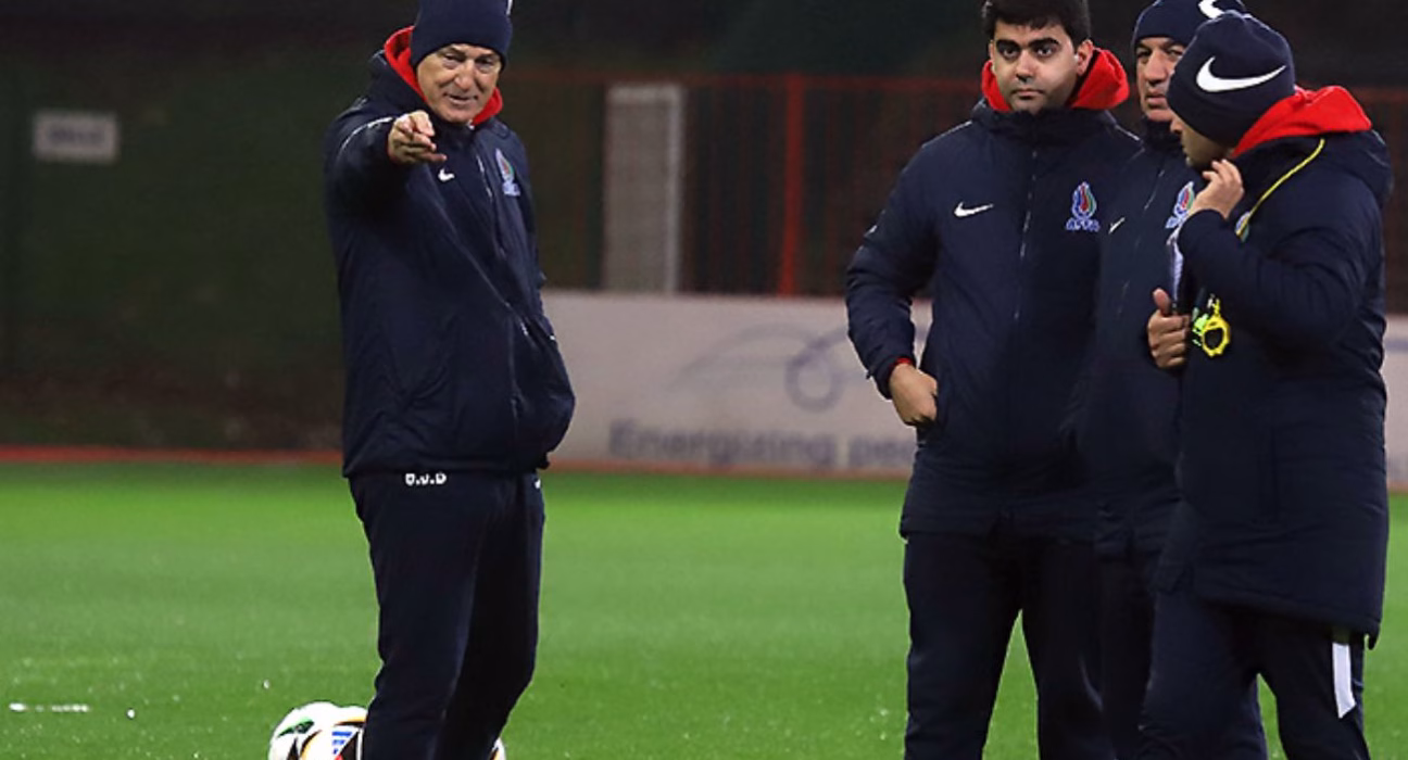 Тренер Азербайджану твердо заявляє: "Я залишаюся на своїй посаді" перед матчем з Україною