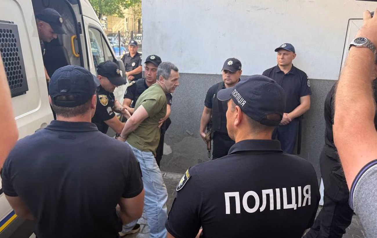 Можливі спільники вбивці Парубія в Україні: версія поліції та останні дані