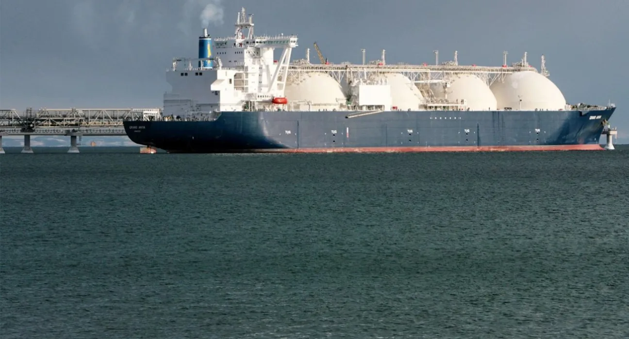 ЄС готовий прискорити відмову від російського газу на рік.