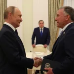 Apple офіційно припинила підтримку цієї популярної моделі iPhone: опубліковано оновлений список застарілих гаджетів