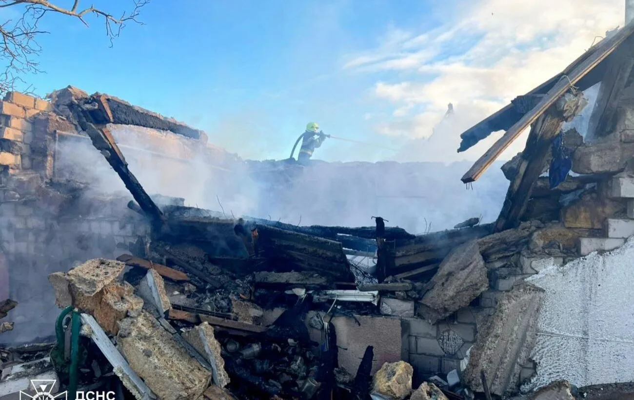 Президент Зеленський: Ворожа ніч — Росія атакувала понад 450 дронів та 30 ракетною міццю